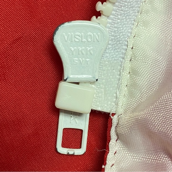 VTG Windbreaker Jacket Mens Medium Red Blue Full Zip Nylon International Sports - Picture 6 of 13